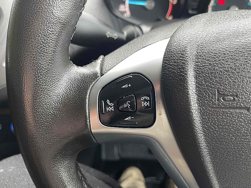 Ford 1.5LTDCi Trend SWB PANEL VAN WHITE - EURO 6