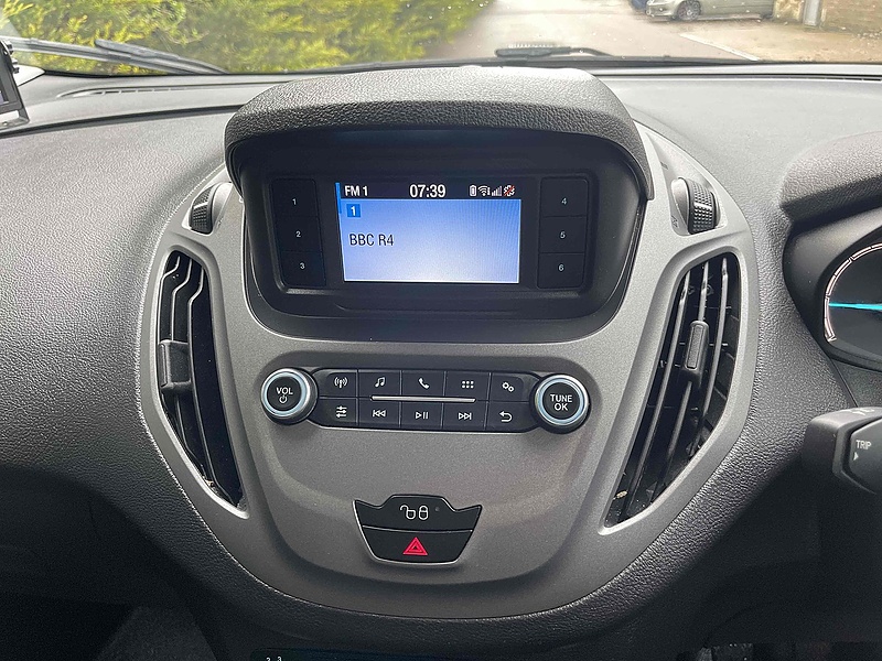 Ford 1.5LTDCi Trend SWB PANEL VAN WHITE - EURO 6