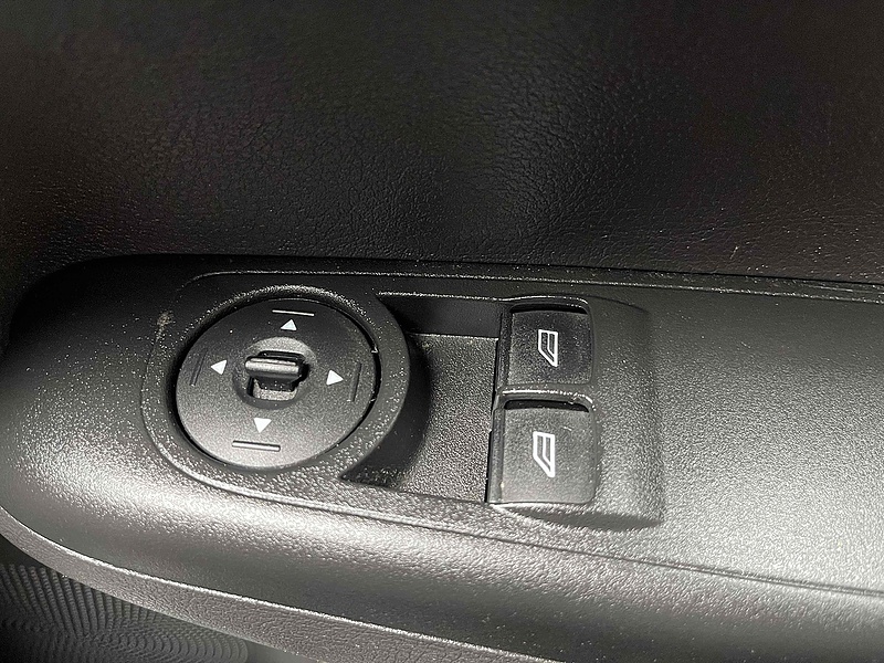 Ford 1.5LTDCi Trend SWB PANEL VAN WHITE - EURO 6