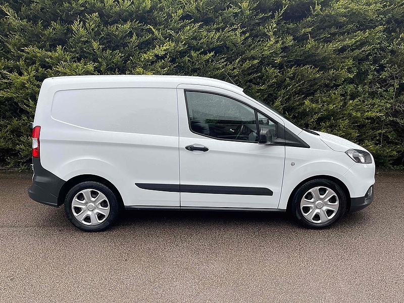 Ford 1.5LTDCi Trend SWB PANEL VAN WHITE - EURO 6