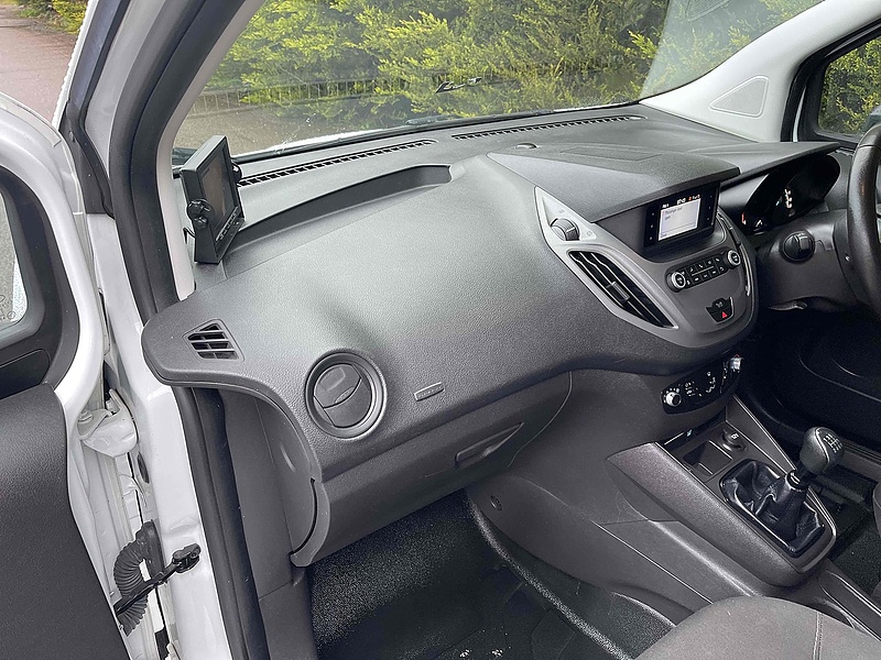 Ford 1.5LTDCi Trend SWB PANEL VAN WHITE - EURO 6