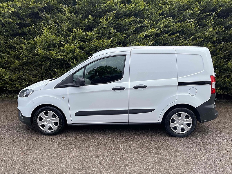 Ford 1.5LTDCi Trend SWB PANEL VAN WHITE - EURO 6