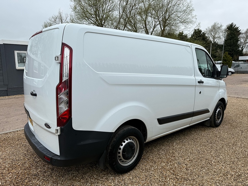 Ford 300 2.0 EcoBlue Leader SWB PANEL VAN L1 -