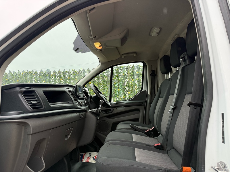 Ford 300 2.0 EcoBlue Leader SWB PANEL VAN L1 -