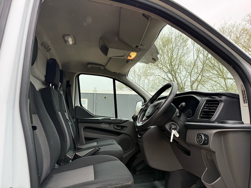 Ford 300 2.0 EcoBlue Leader SWB PANEL VAN L1 -