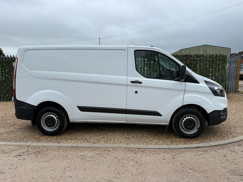 Ford 300 2.0 EcoBlue Leader SWB PANEL VAN L1 -