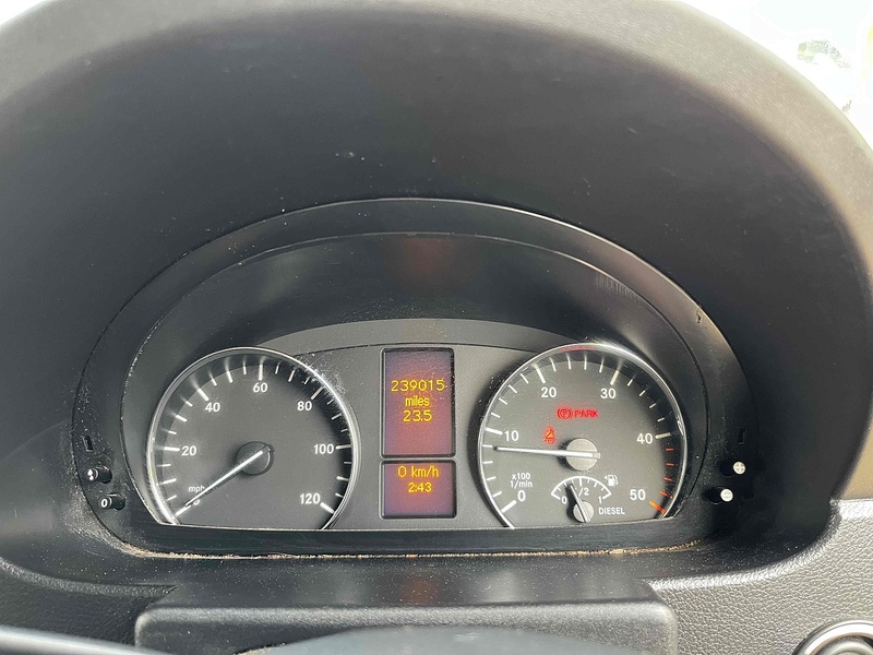 Mercedes-Benz 313 2.1 CDI LWB Luton Van - Tail Lift