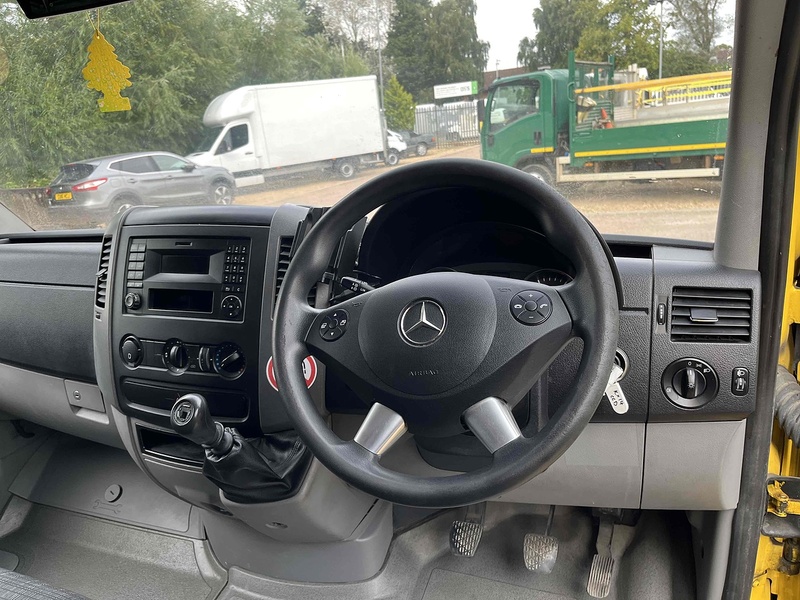 Mercedes-Benz 313 2.1 CDI LWB Luton Van - Tail Lift