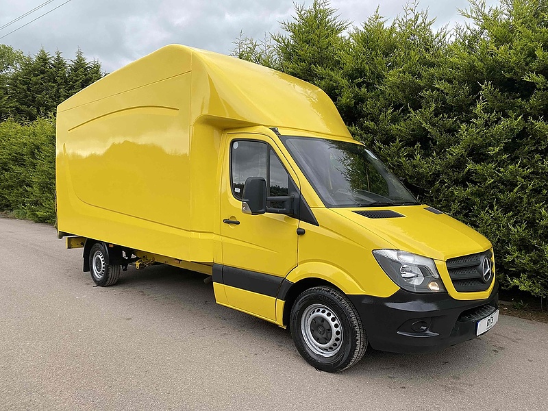 Mercedes-Benz 313 2.1 CDI LWB LUTON VAN TAIL LIFT - YELLOW