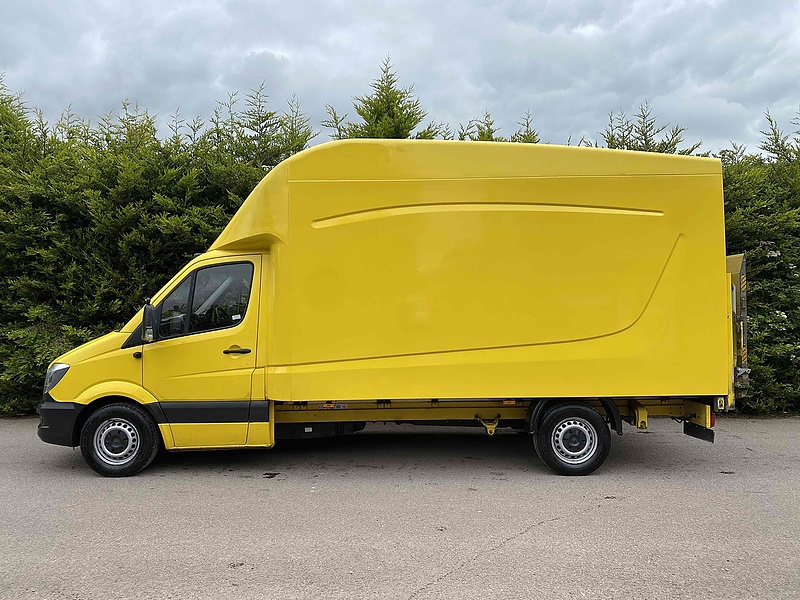 Mercedes-Benz 313 2.1 CDI LWB LUTON VAN TAIL LIFT - YELLOW