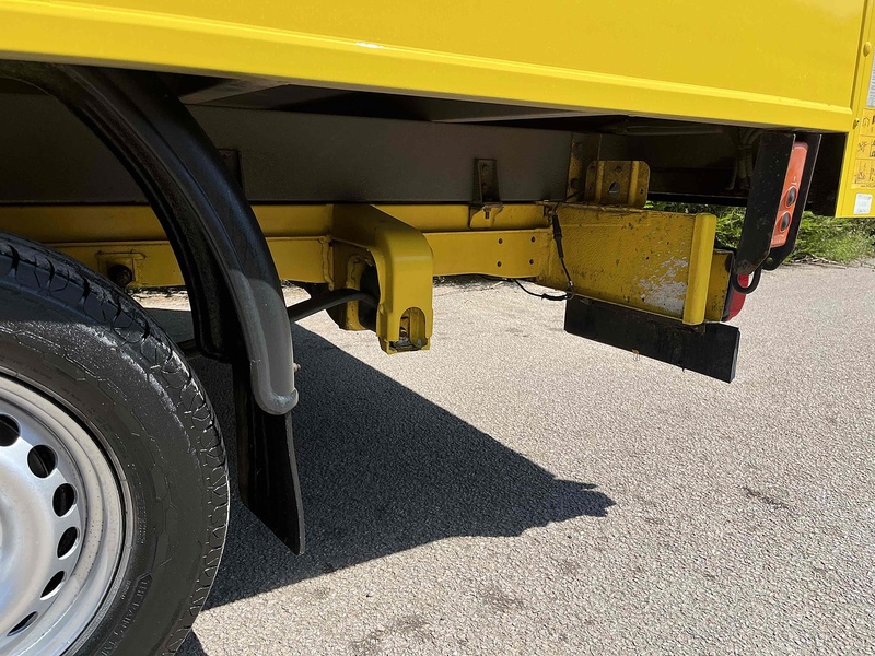 Mercedes-Benz 2.1 313 CDI LWB LUTON VAN TAIL LIFT - YELLOW