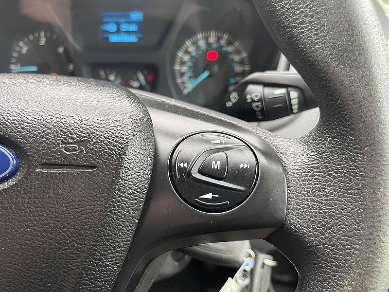 Ford 290 2.2 TDCi ECOnetic LWB L2 PANEL VAN - WHITE 2.2 5dr Panel Van Manual Diesel