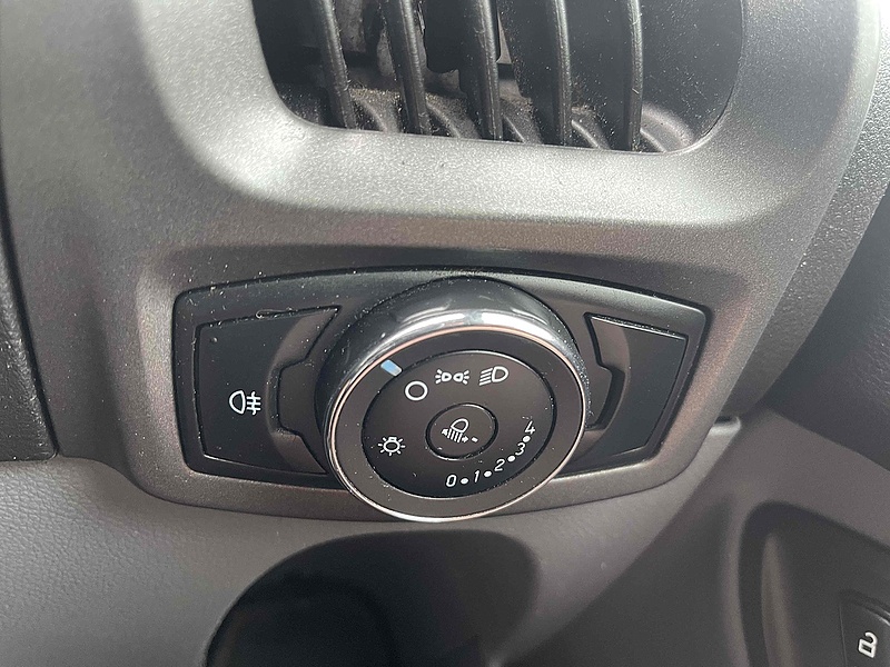 Ford 290 2.2 TDCi ECOnetic LWB L2 PANEL VAN - WHITE 2.2 5dr Panel Van Manual Diesel