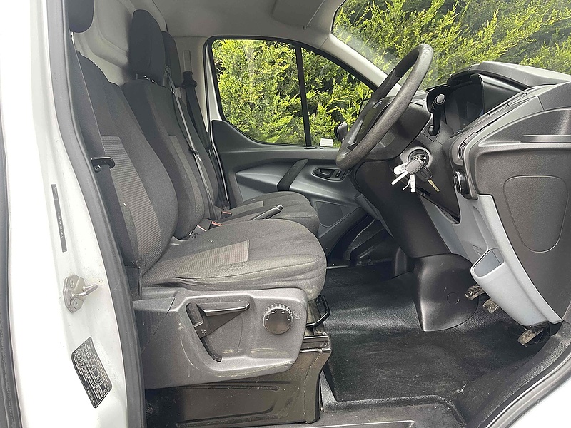 Ford 290 2.2 TDCi ECOnetic LWB L2 PANEL VAN - WHITE 2.2 5dr Panel Van Manual Diesel