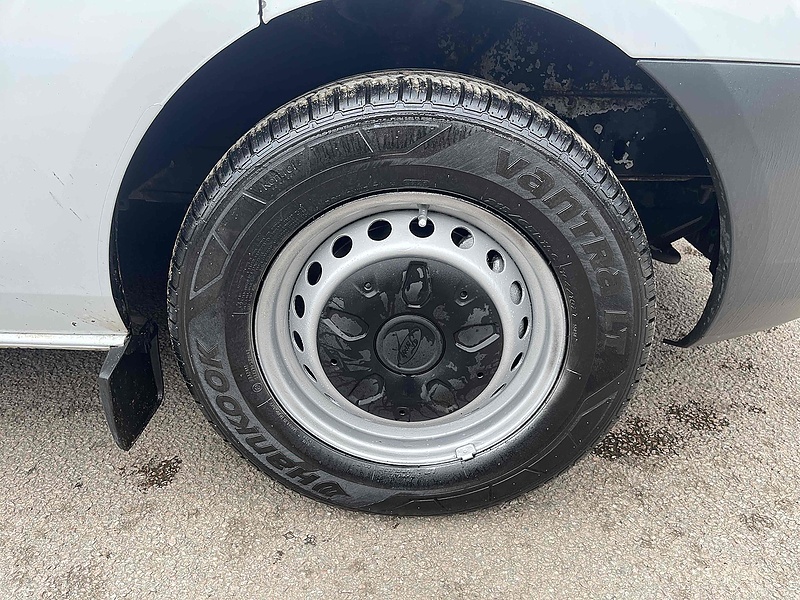 Ford 290 2.2 TDCi ECOnetic LWB L2 PANEL VAN - WHITE 2.2 5dr Panel Van Manual Diesel