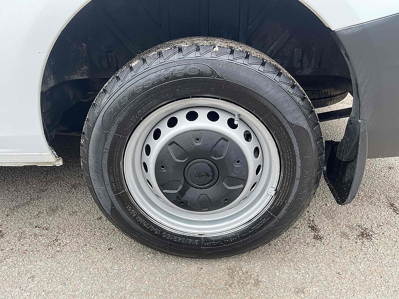 Ford 290 2.2 TDCi ECOnetic LWB L2 PANEL VAN - WHITE 2.2 5dr Panel Van Manual Diesel