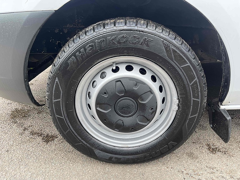 Ford 290 2.2 TDCi ECOnetic LWB L2 PANEL VAN - WHITE 2.2 5dr Panel Van Manual Diesel