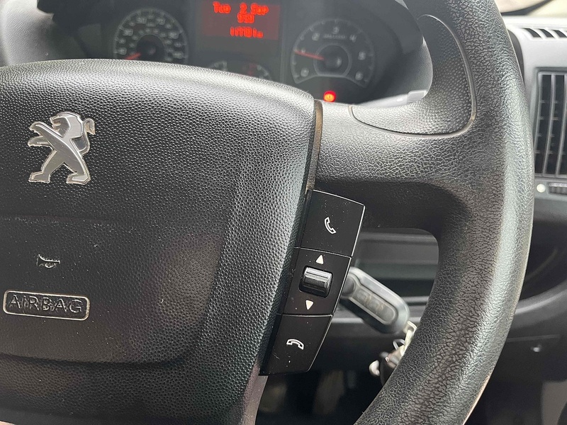 Peugeot 332.2 Hdi 335 LWB L3 DROPSIDE EURO 6 - WHITE 2.2 4dr Dropside Manual Diesel