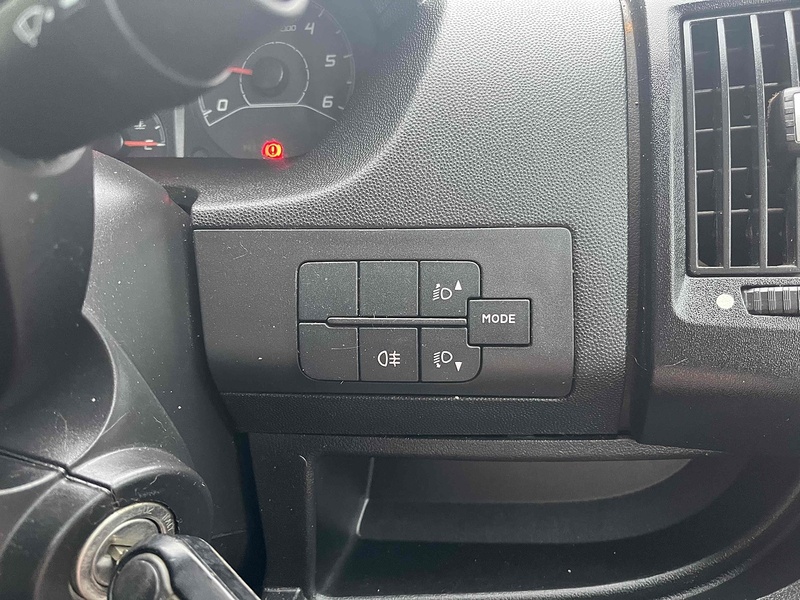 Peugeot 332.2 Hdi 335 LWB L3 DROPSIDE EURO 6 - WHITE 2.2 4dr Dropside Manual Diesel