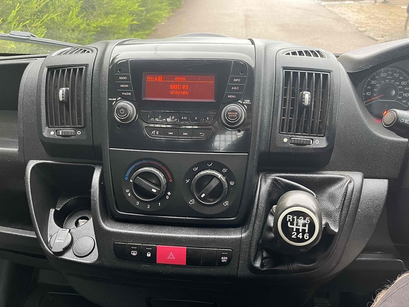 Peugeot 332.2 Hdi 335 LWB L3 DROPSIDE EURO 6 - WHITE 2.2 4dr Dropside Manual Diesel