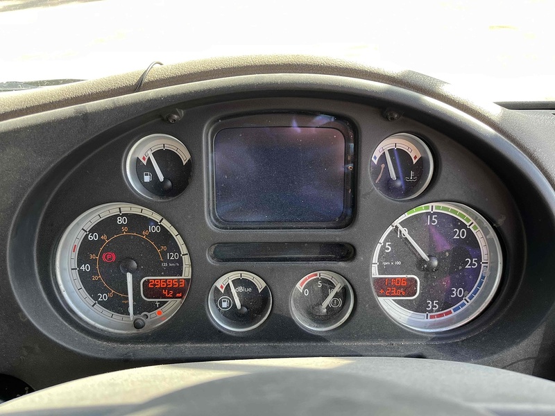 DAF 220 6.7L 15 TON DROPSIDE AUTOMATIC 6.7 Dropside Automatic Diesel