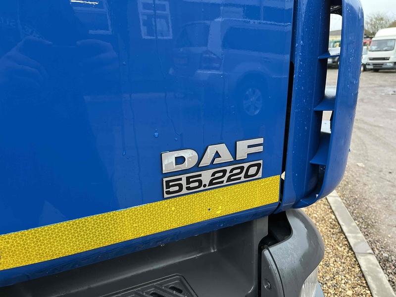 DAF FLATBED 6.7 Dropside Automatic Diesel