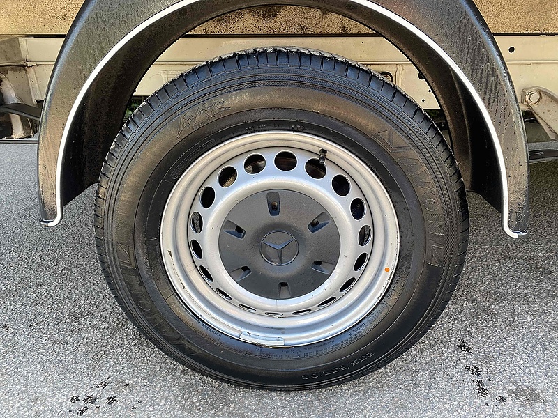 Mercedes-Benz 315 2.0 CDI Progressive LWB DROPSIDE EURO 6 - WHITE