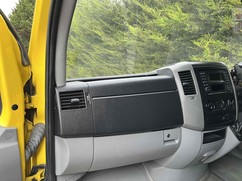 Mercedes-Benz 313 2.1 CDI LWB LUTON VAN TAIL LIFT