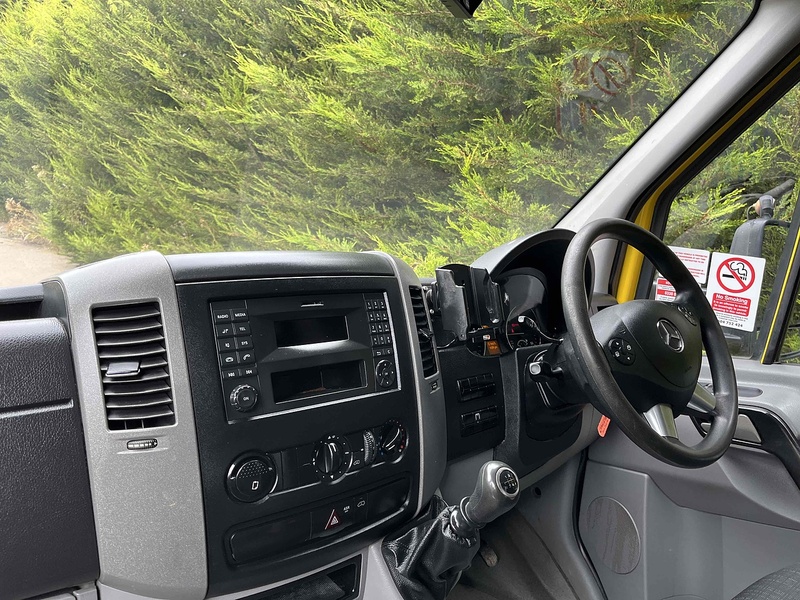 Mercedes-Benz 313 2.1 CDI LWB LUTON VAN TAIL LIFT