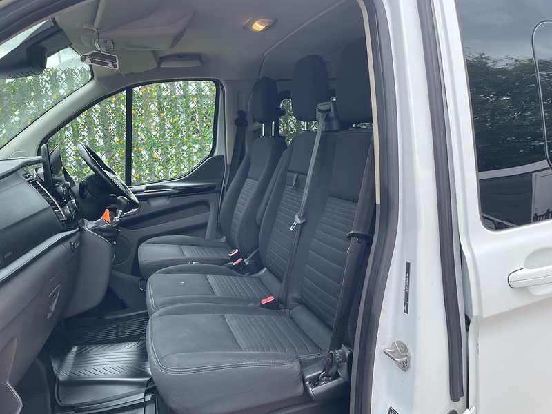 Ford 320 2.0 EcoBlue Limited SWB PANEL VAN - EURO 6