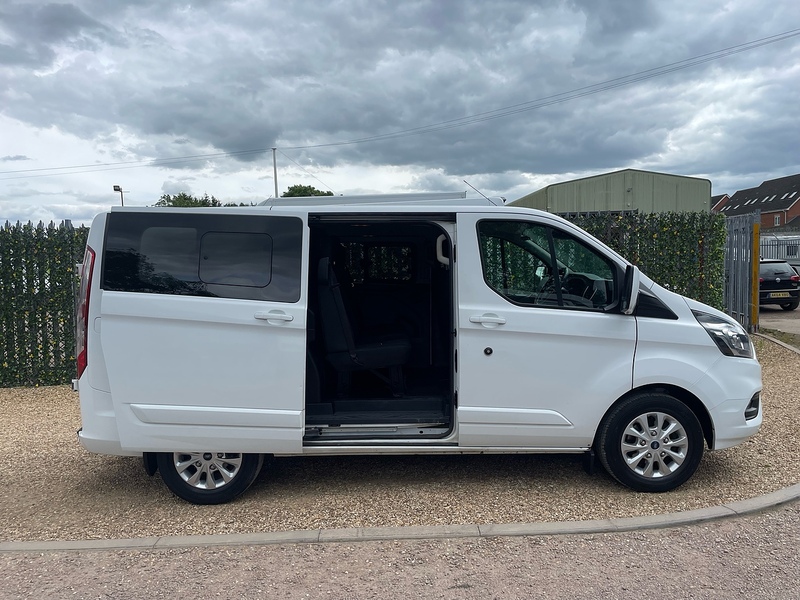 Ford 320 2.0 EcoBlue Limited SWB PANEL VAN - EURO 6