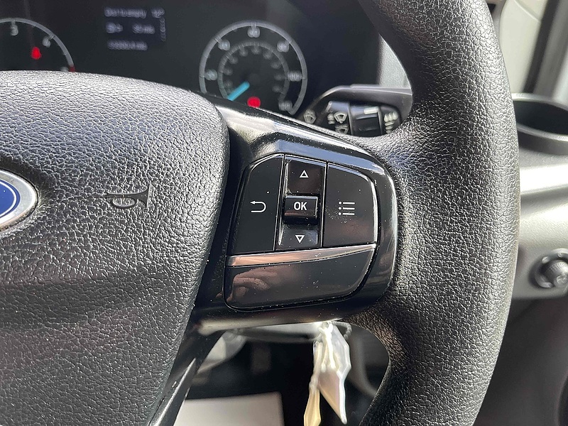 Ford 2.0 350 EcoBlue Leader XLWB L4 LUTON VAN TAIL LIFT - EURO 6 2.0 2dr Luton Van Manual Diesel