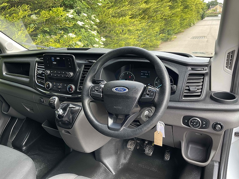 Ford 2.0 350 EcoBlue Leader XLWB L4 LUTON VAN TAIL LIFT - EURO 6 2.0 2dr Luton Van Manual Diesel