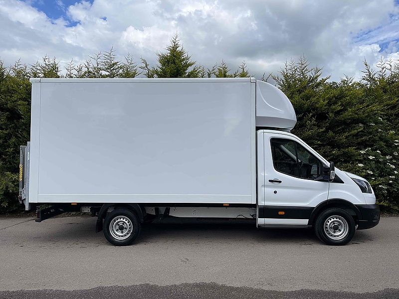 Ford 2.0 350 EcoBlue Leader XLWB L4 LUTON VAN TAIL LIFT - EURO 6 2.0 2dr Luton Van Manual Diesel