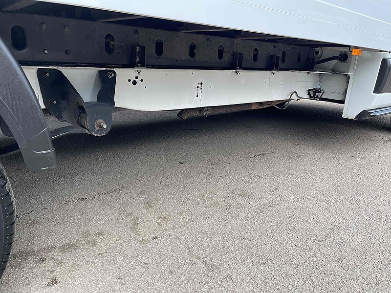 Ford 2.0 350 EcoBlue Leader XLWB L4 LUTON VAN TAIL LIFT - EURO 6 2.0 2dr Luton Van Manual Diesel