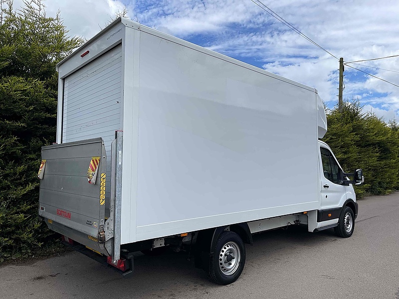 Ford 2.0 350 EcoBlue Leader XLWB L4 LUTON VAN TAIL LIFT - EURO 6 2.0 2dr Luton Van Manual Diesel