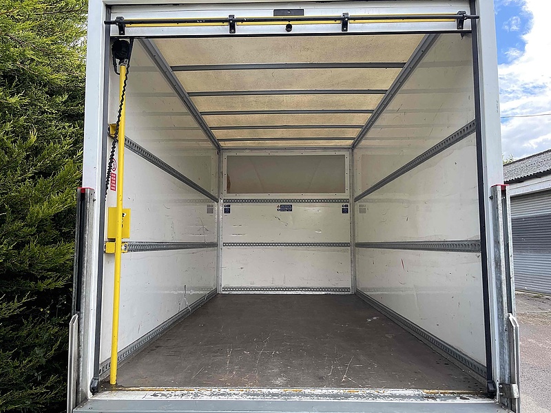 Ford 2.0 350 EcoBlue Leader XLWB L4 LUTON VAN TAIL LIFT - EURO 6 2.0 2dr Luton Van Manual Diesel