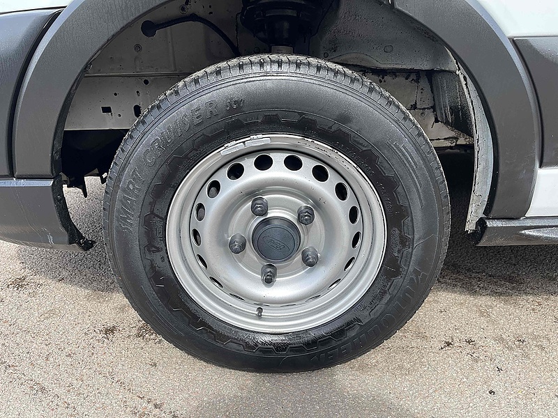 Ford 2.0 350 EcoBlue Leader XLWB L4 LUTON VAN TAIL LIFT - EURO 6 2.0 2dr Luton Van Manual Diesel