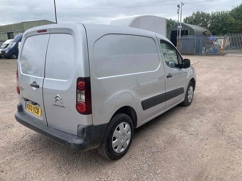 Citroen HDi 850 Enterprise 1.6L SWB PANEL VAN - SILVER NO VAT
