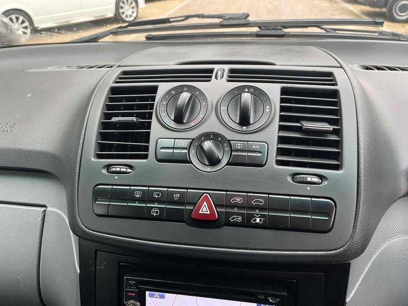 Mercedes-Benz 2.1 115CDI Dualiner Basic SWB PANEL VAN - AUTOMATIC