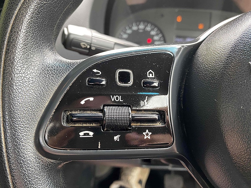 Mercedes-Benz 2.0 315 CDI Progressive LWB DROPSIDE WHITE