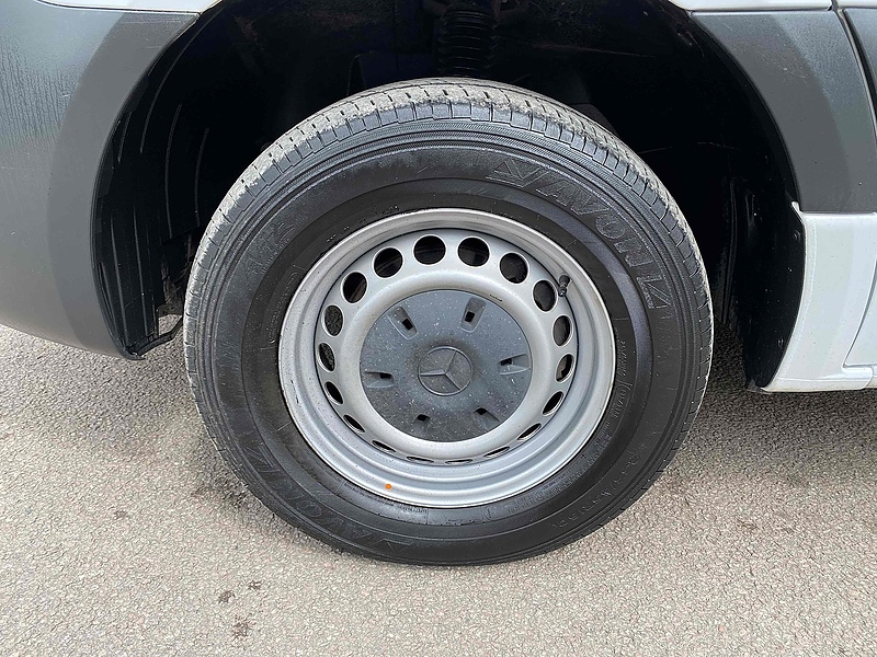 Mercedes-Benz 2.0 315 CDI Progressive LWB DROPSIDE WHITE