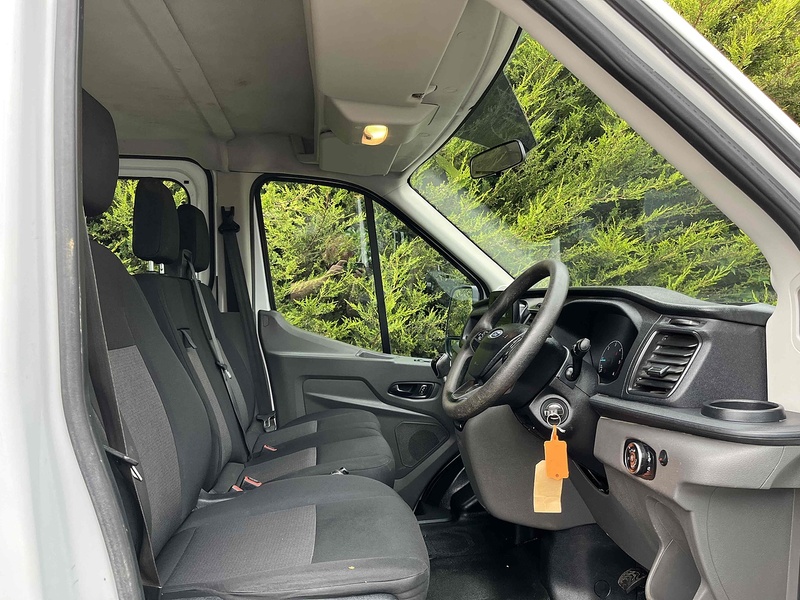 Ford 2.0 350 EcoBlue Leader MWB DOUBLE CAB TIPPER - 7 SEATS