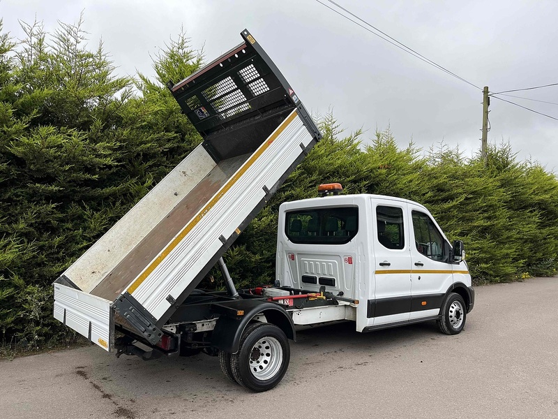 Ford 2.0 350 EcoBlue Leader MWB DOUBLE CAB TIPPER - 7 SEATS
