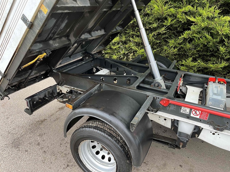 Ford 2.0 350 EcoBlue Leader MWB DOUBLE CAB TIPPER - 7 SEATS