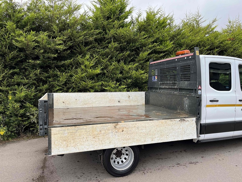 Ford 2.0 350 EcoBlue Leader MWB DOUBLE CAB TIPPER - 7 SEATS