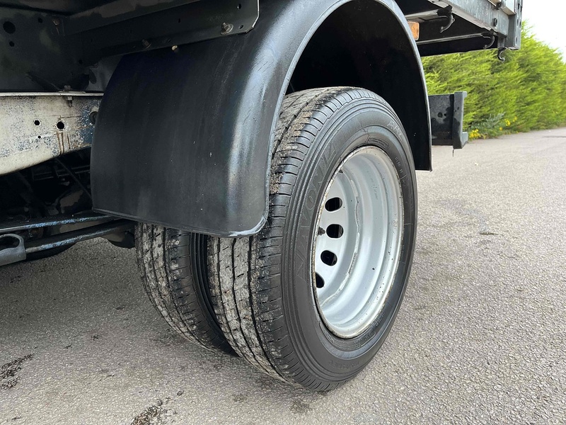 Ford 2.0 350 EcoBlue Leader MWB DOUBLE CAB TIPPER - 7 SEATS