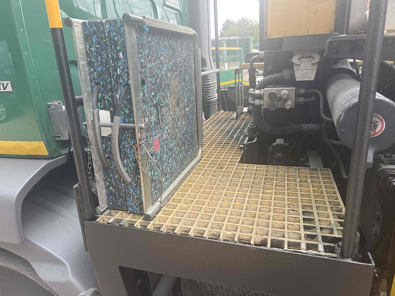 DAF 16 TON DROPSIDE CRANE LORRY 6..7 Dropside Manual Diesel