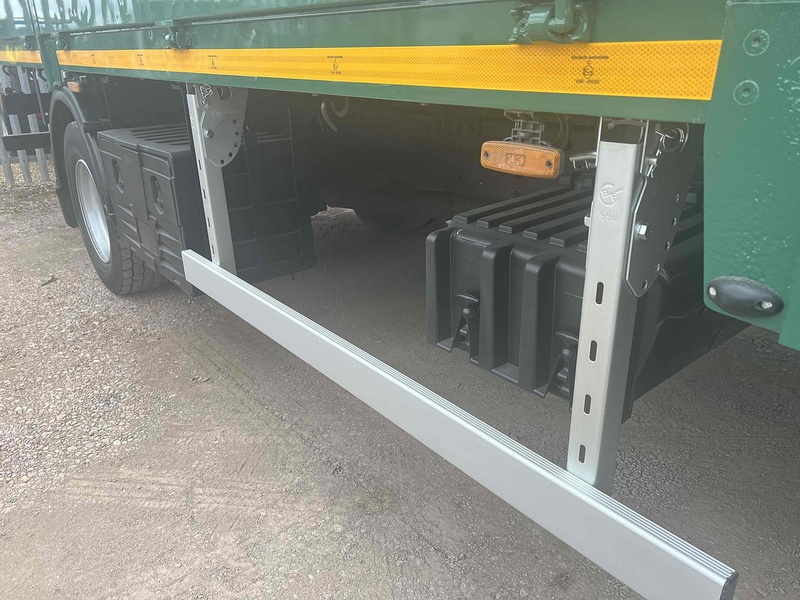 DAF 16 TON DROPSIDE CRANE LORRY 6..7 Dropside Manual Diesel