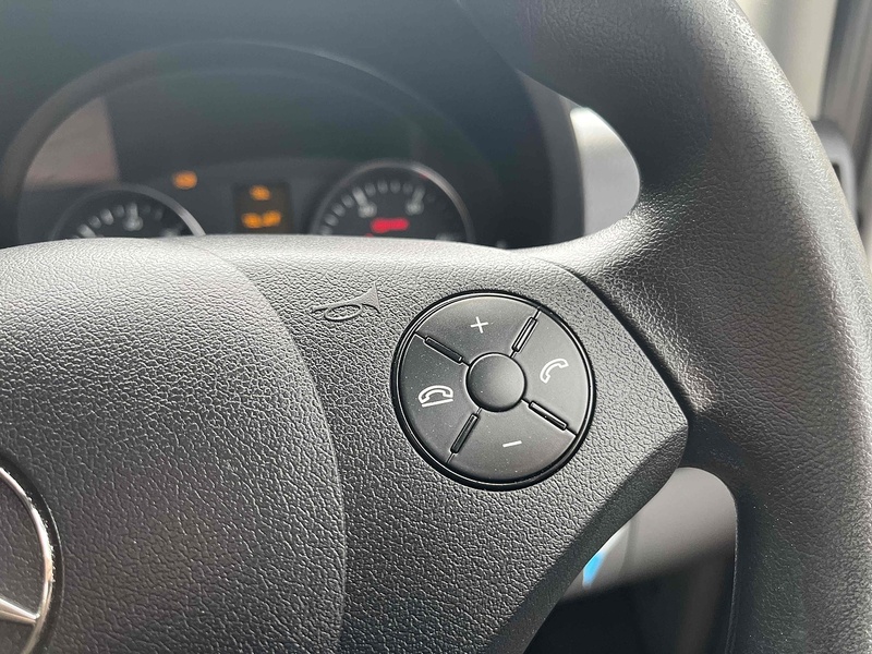 Mercedes-Benz 2.1 314 CDI LWB LUTON VAN TAIL LIFT - EURO 6